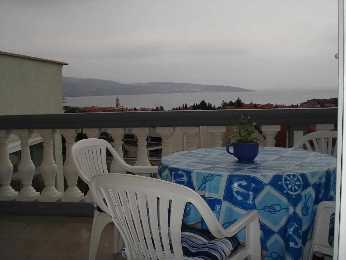 Apartments Villa Angela Krk Town Habitación foto